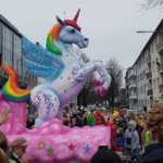 Zugwagen Blauer Drache, Leibgarde der Prinzessin, Fabelwesen Einhorn